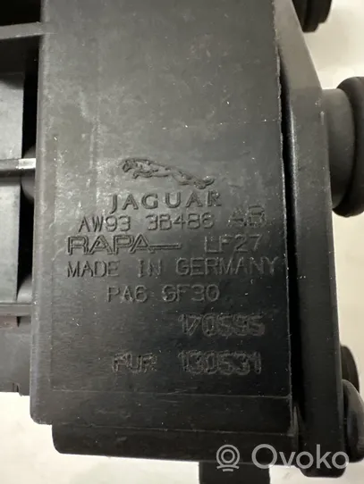 Jaguar XJ X351 Ilmavaimennuksen venttiiliyksikkö AW933B486AB