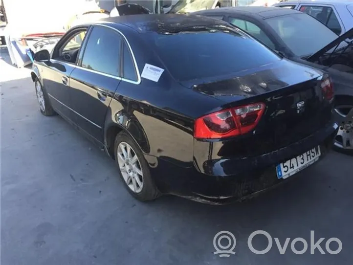 Seat Exeo (3R) Sivuturvatyyny 3R0880204