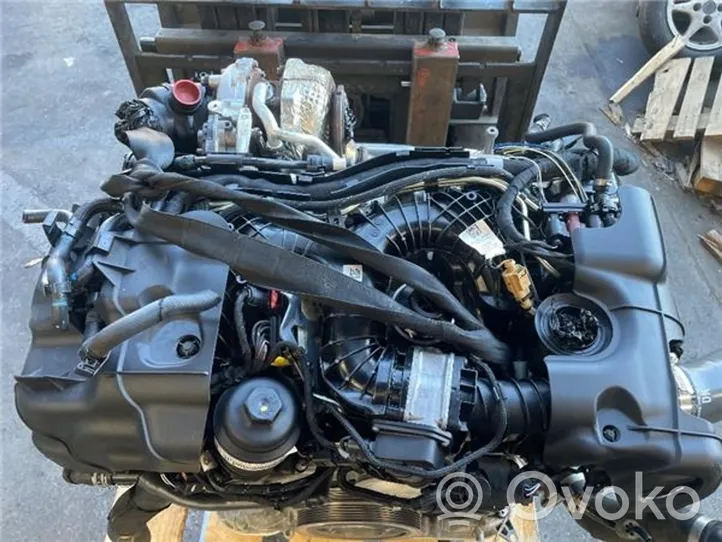 Audi Q8 Двигатель DHX