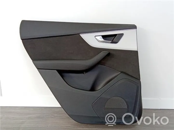 Audi Q8 Apmušimas galinių durų (obšifke) 