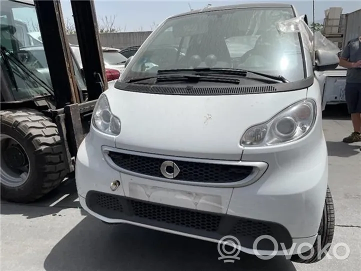 Smart ForTwo III C453 Becquet de coffre 