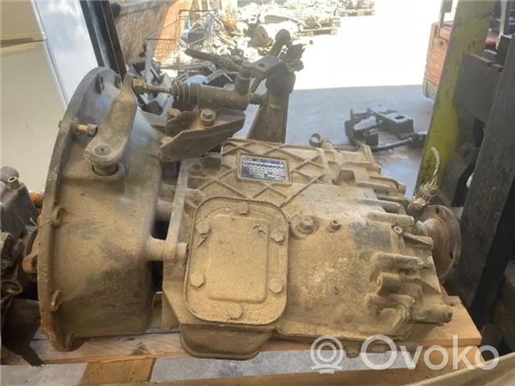 Nissan Atleon Mechaninė 5 pavarų dėžė 32010-D9201