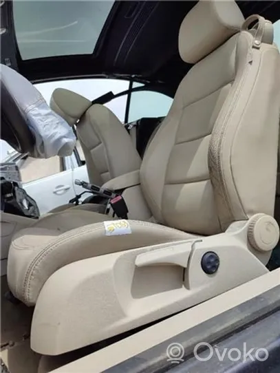 Volkswagen Eos Front driver seat 