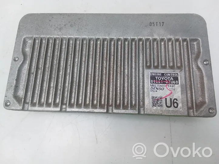 Mitsubishi Montero Sterownik / Moduł ECU 89661-0zu60