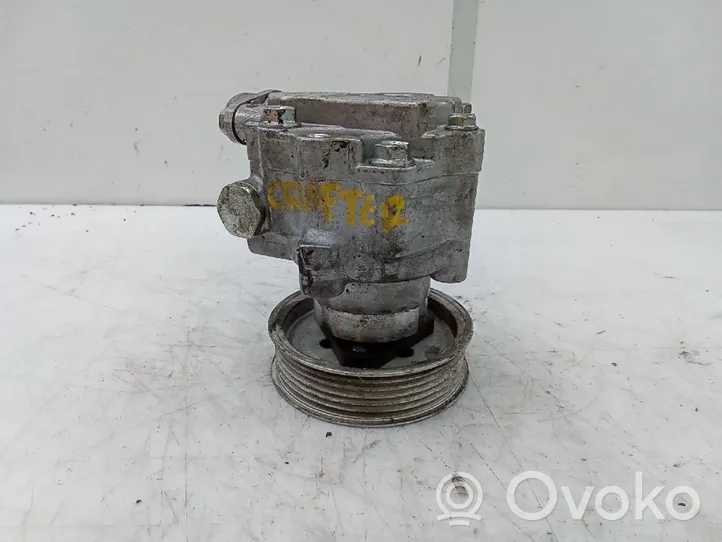 Volkswagen Crafter Ohjaustehostimen pumppu 2E0422145B