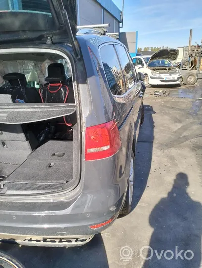 Volkswagen Sharan Spyna galinio borto Sinreferencia