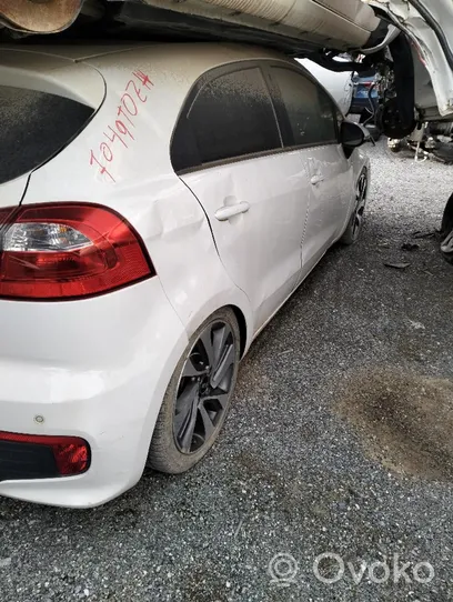 KIA Rio Półka tylna bagażnika Sinreferencia