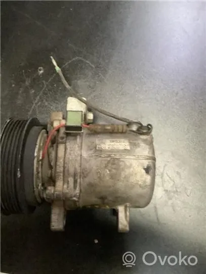 Suzuki Jimny Ilmastointilaitteen kompressorin pumppu (A/C) SS10LV12