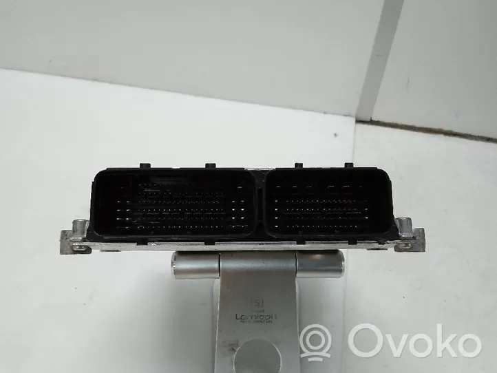 Peugeot 5008 II Sterownik / Moduł ECU 9821501480