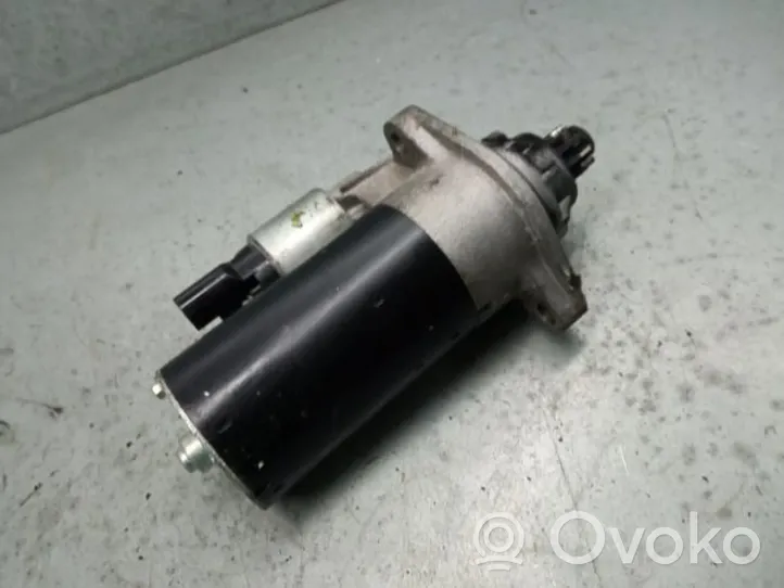 Volkswagen Multivan T5 Starter motor 