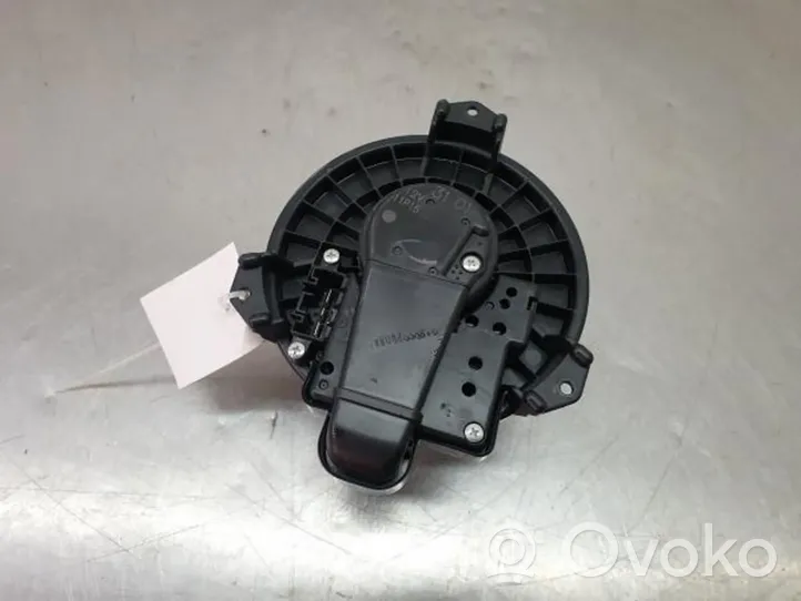 Toyota Yaris Heater fan/blower 