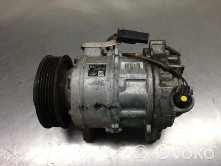 BMW 1 F20 F21 Ilmastointilaitteen kompressorin pumppu (A/C) 