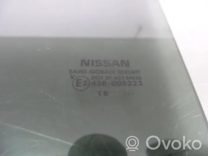 Nissan Micra K14 Vetro del finestrino della portiera posteriore 