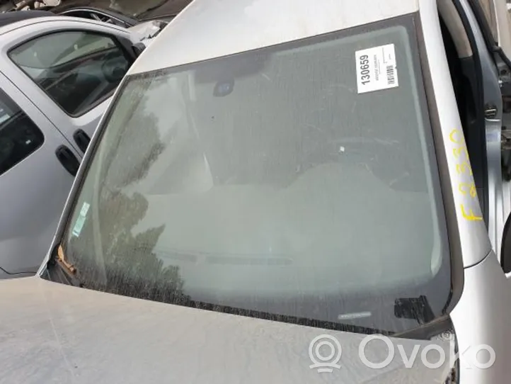 Volkswagen Golf VI Tuulilasi/etulasi/ikkuna 