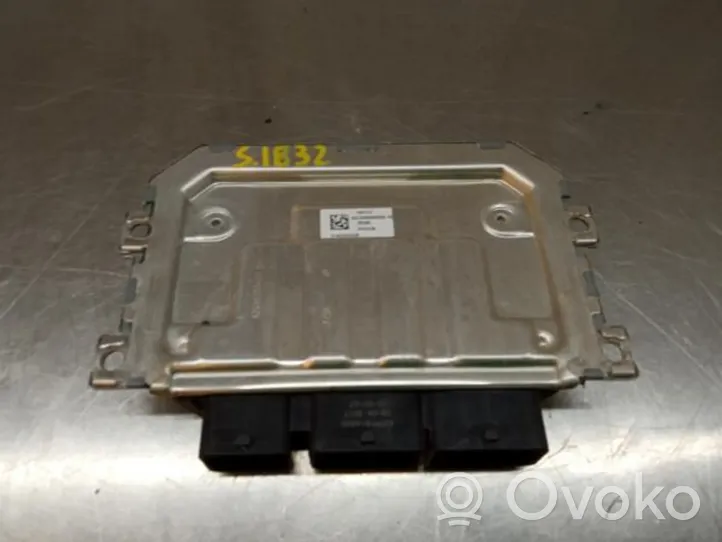 Renault Clio IV Sterownik / Moduł ECU 