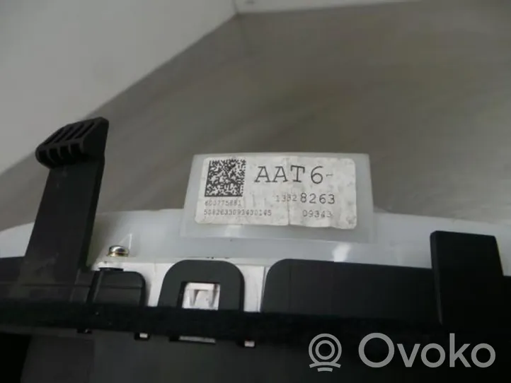 Opel Astra J Compteur de vitesse tableau de bord 