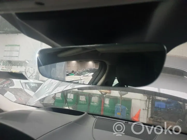Jaguar I-Pace Rear view mirror (interior) 