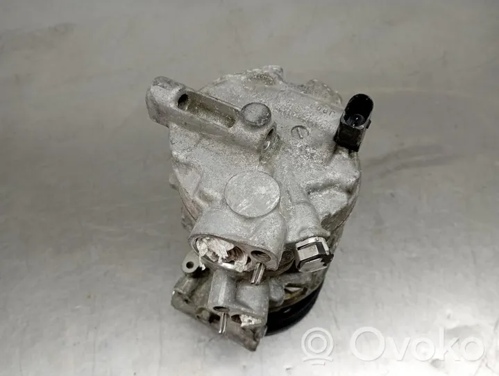 Volkswagen Golf VII Ilmastointilaitteen kompressorin pumppu (A/C) 