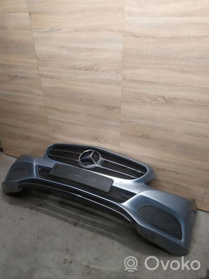 Mercedes-Benz C W205 Paraurti anteriore 