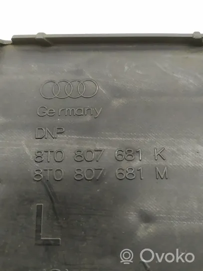 Audi A5 8T 8F Priešrūkinio žibinto apdaila/ grotelės 8T0807681K