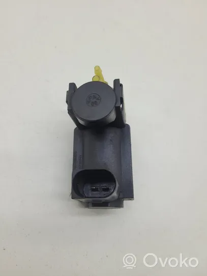 Volvo V40 Turboahtimen magneettiventtiili 31339808