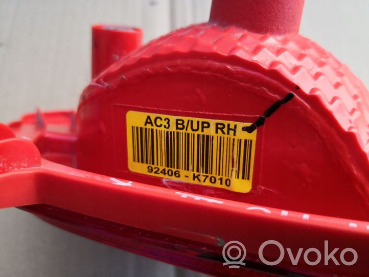 Hyundai i10 Rear bumper light 92406K7010