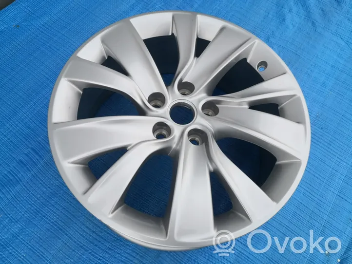 Opel Cascada R18 alloy rim 