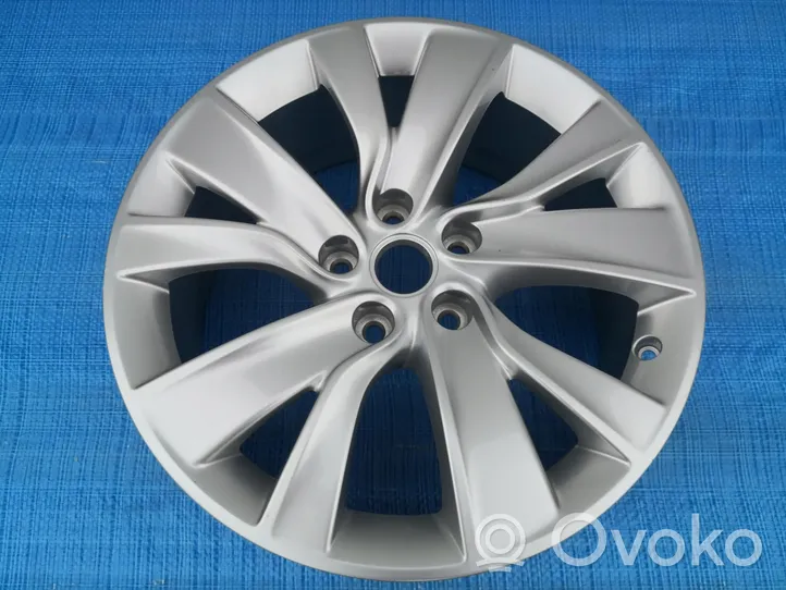 Opel Cascada R18 alloy rim 