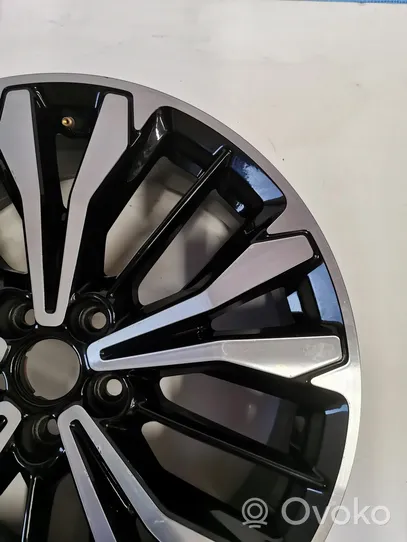 Ford Kuga III R19 alloy rim 