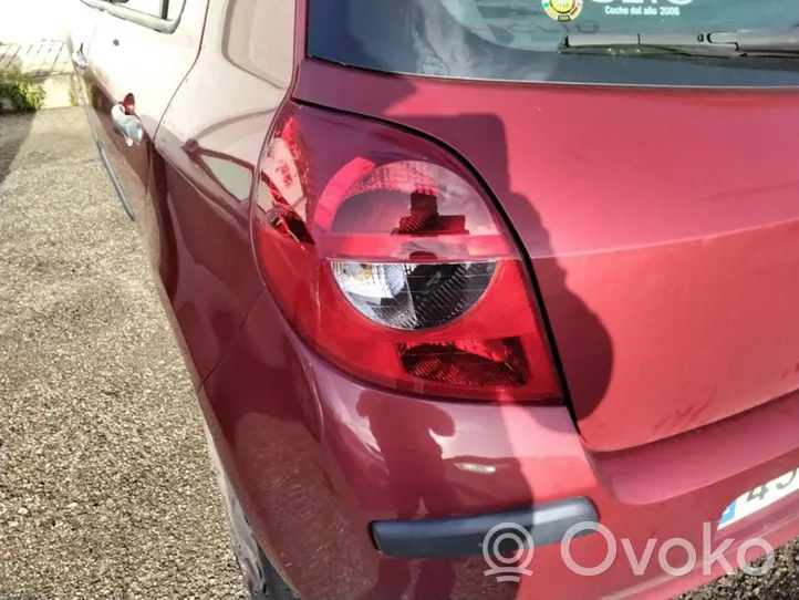 Renault Clio III Lampa tylna 