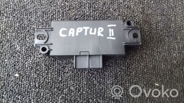 Renault Captur II Centralina/modulo sensori di parcheggio PDC 284L04495R