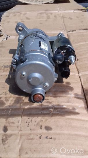 Volkswagen Touareg III Starter motor 057911024