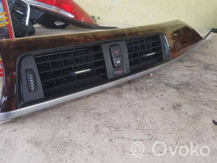 BMW 3 F30 F35 F31 Element deski rozdzielczej 9218552-15