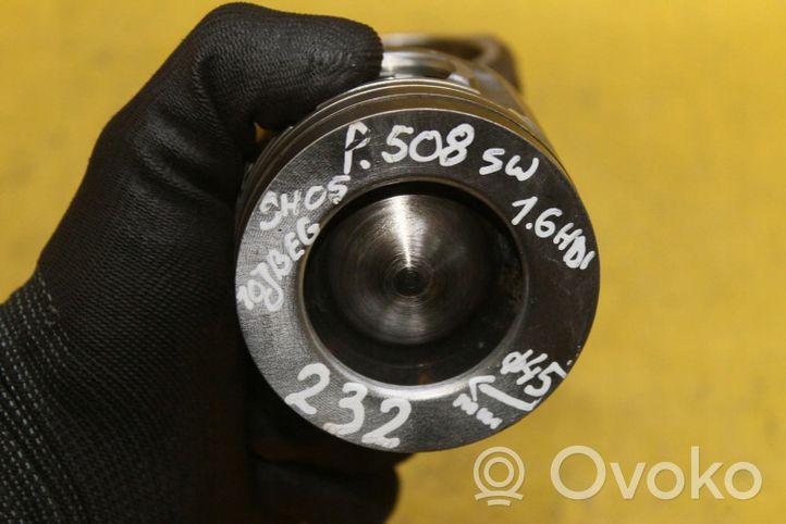 Peugeot 508 Piston with connecting rod 