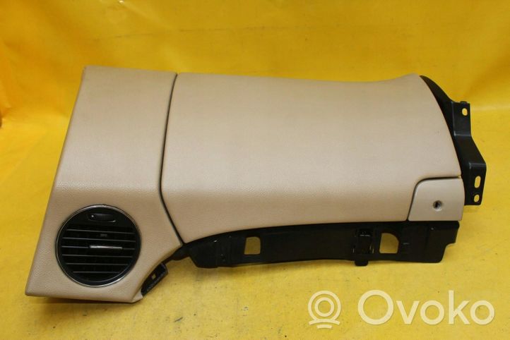 Mercedes-Benz CLS C219 Glove box 