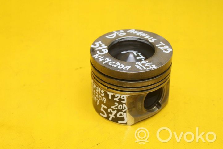 Toyota Avensis T270 Piston 