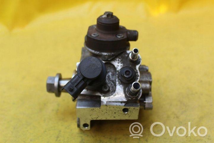 Citroen C4 III e-C4 Polttoaineen ruiskutuksen suurpainepumppu 9688499680