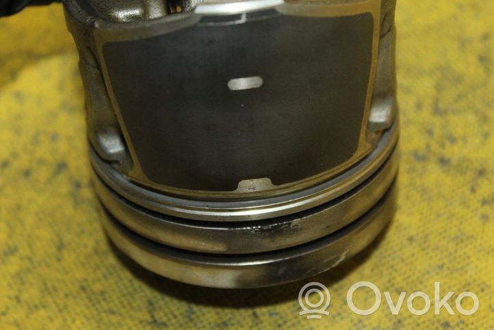 Ford Mondeo MK IV Piston 