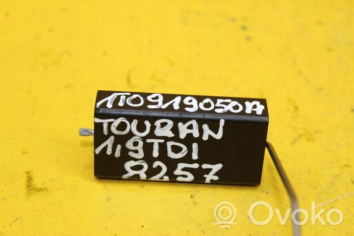 Volkswagen Touran I Fuel pressure sensor 