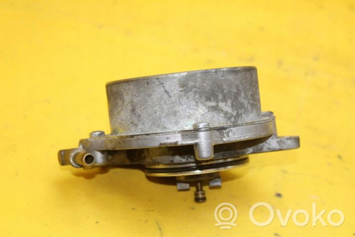 Audi A4 S4 B8 8K Pompa a vuoto 057145100AF