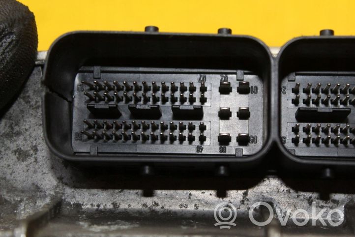 Mercedes-Benz A W169 Unité de commande, module ECU de moteur A2661539779