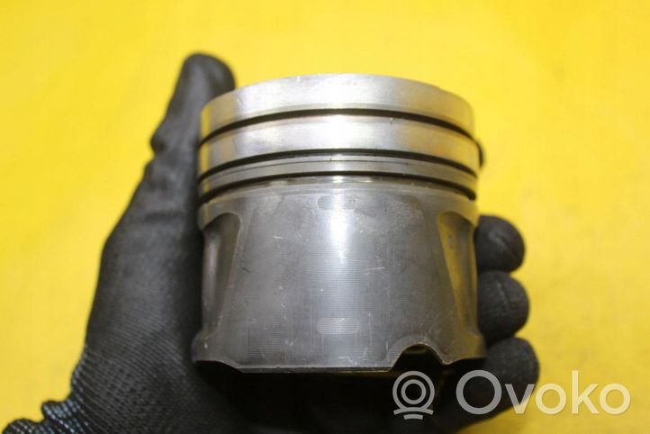 Land Rover Range Rover Sport L320 Piston 