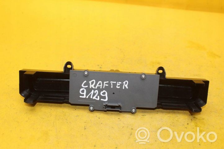 Volkswagen Crafter Hätävilkkujen kytkin 9065454107