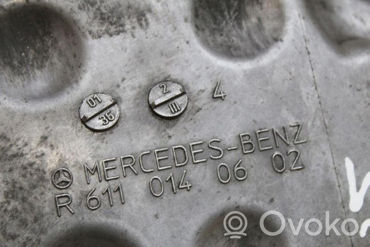 Mercedes-Benz C W203 Carter d'huile R6110140602