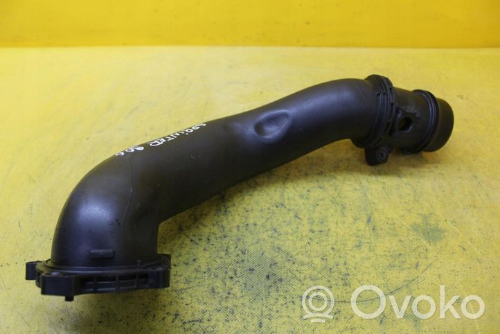 Mercedes-Benz Sprinter W901 W902 W903 W904 Tube d'admission de tuyau de refroidisseur intermédiaire A6510903637