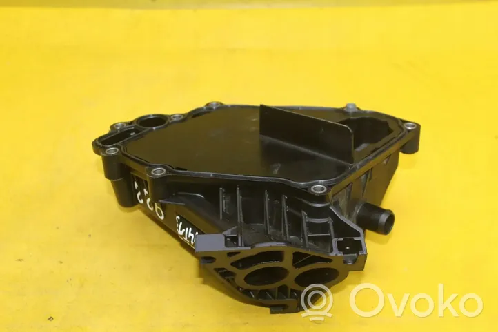 Volvo S80 Oil filter mounting bracket 30757730