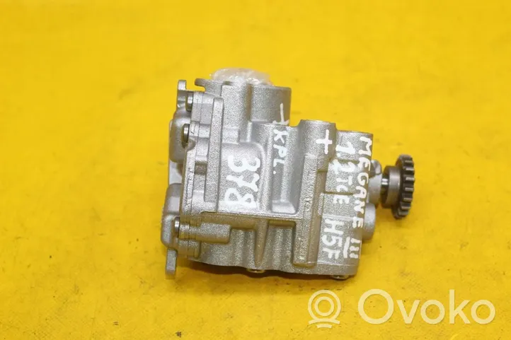 Renault Captur Oil pump 150718102R