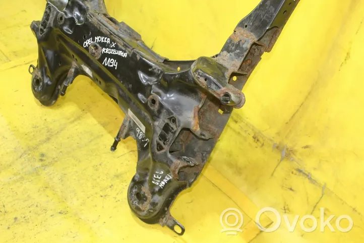 Opel Mokka X Front axle beam 