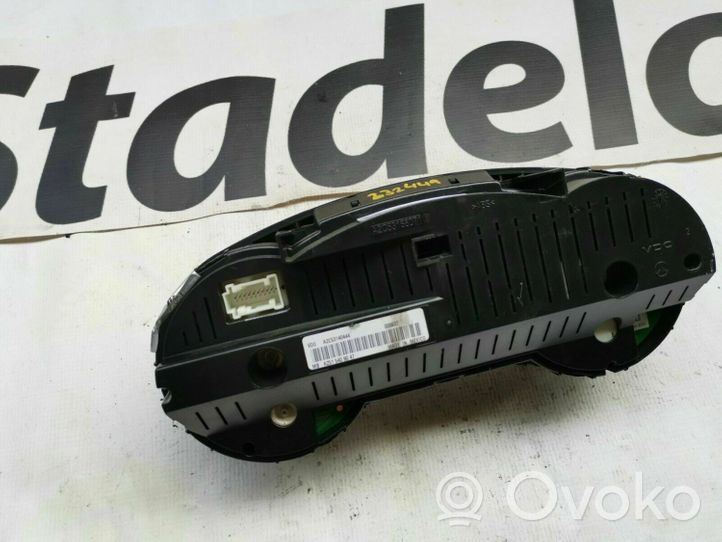 Mercedes-Benz R W251 Tachimetro (quadro strumenti) A2515409047