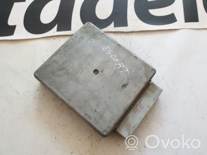 Ford Escort Calculateur moteur ECU 93AB12A650AC